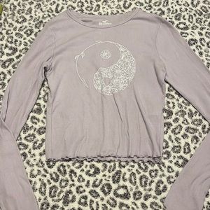 light purple hollister shirt